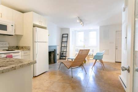 Big Bright 1 Bedroom At U/shaw + 14th On Quaint Swann Lejlighed